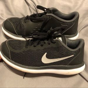 Nike Flex sz 13c shoes